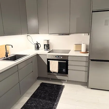 Hhh Enjoy With 7th Floor Views And Comfort, Free Parking